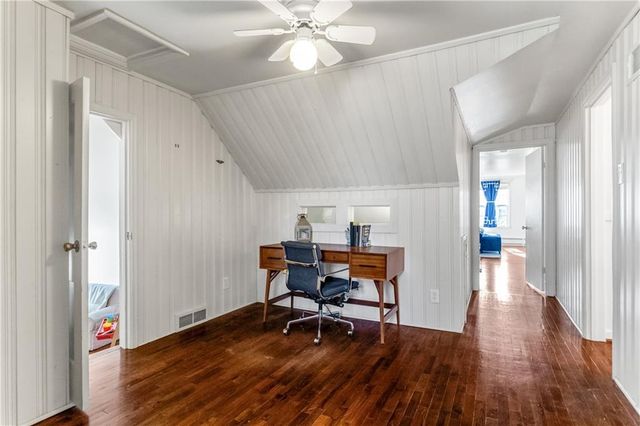 3409 W 71st Street, Prairie Village, KS 66208