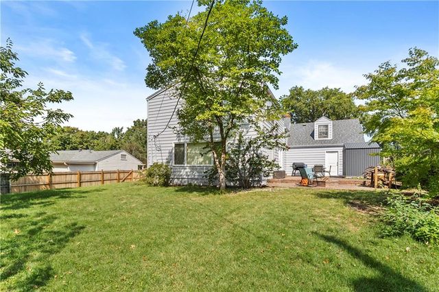 3409 W 71st Street, Prairie Village, KS 66208