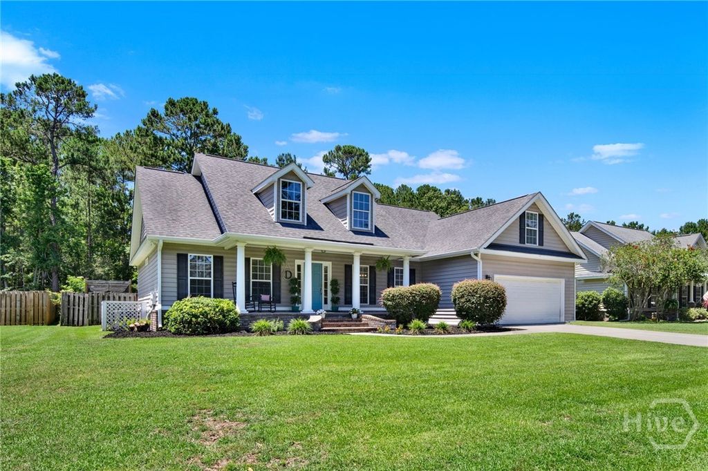 Image 2 of property listing at 97 Misty Drive, Richmond Hill, GA 31324