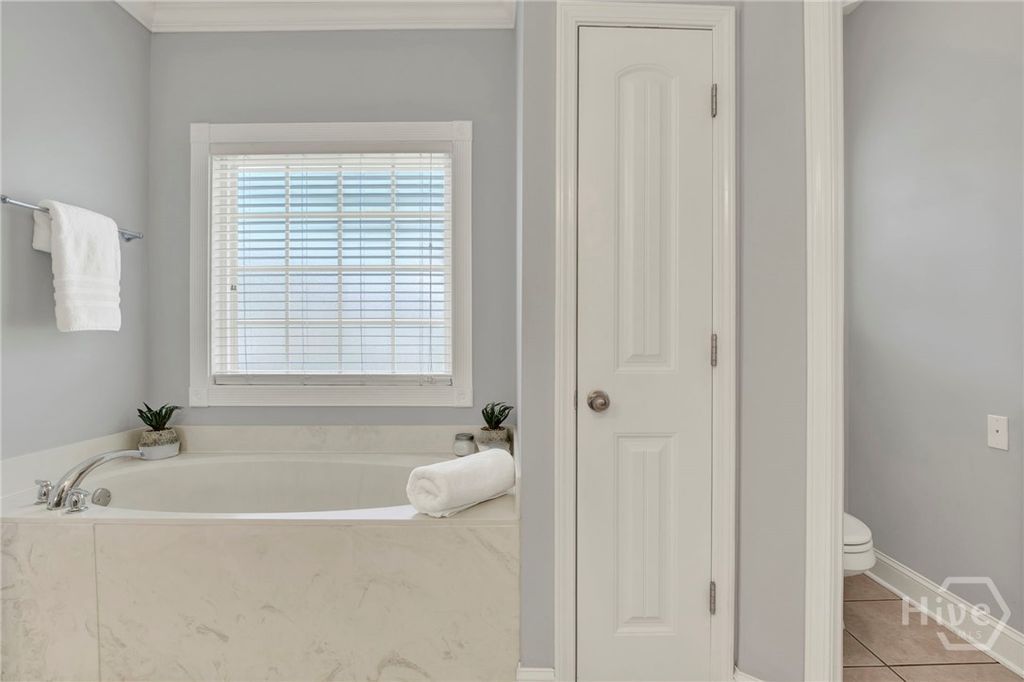 Image 27 of property listing at 97 Misty Drive, Richmond Hill, GA 31324