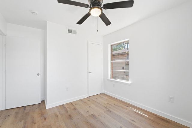 204 S Lillis Lane, Denison, TX 75020