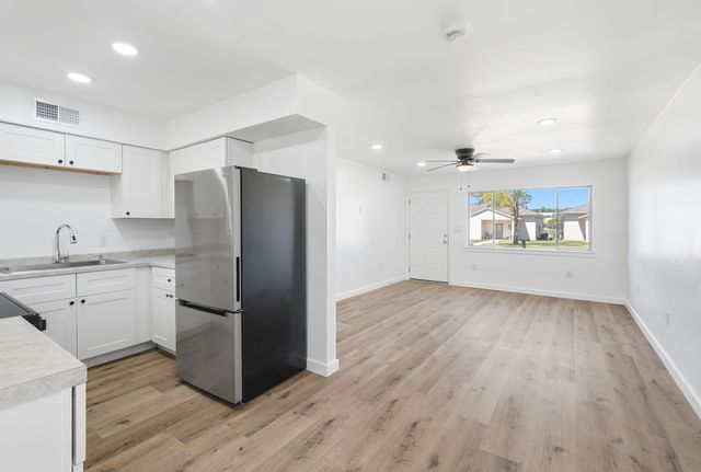 204 S Lillis Lane, Denison, TX 75020