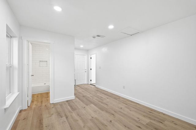 204 S Lillis Lane, Denison, TX 75020