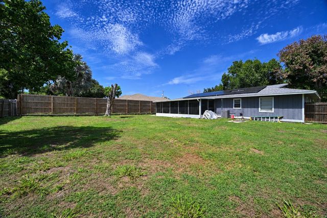 4703 Myrtle Drive, Fort Pierce, FL 34982