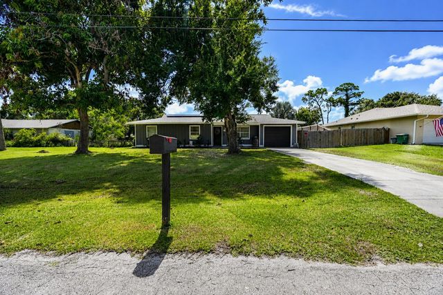 4703 Myrtle Drive, Fort Pierce, FL 34982