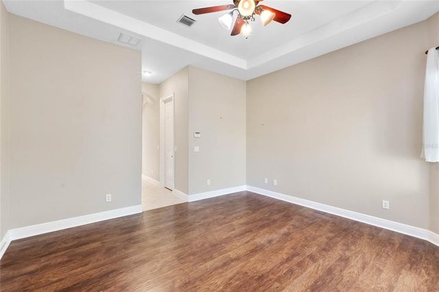 6027 SPINNAKER LOOP, Lady Lake, FL 32159