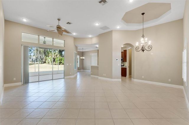 6027 SPINNAKER LOOP, Lady Lake, FL 32159