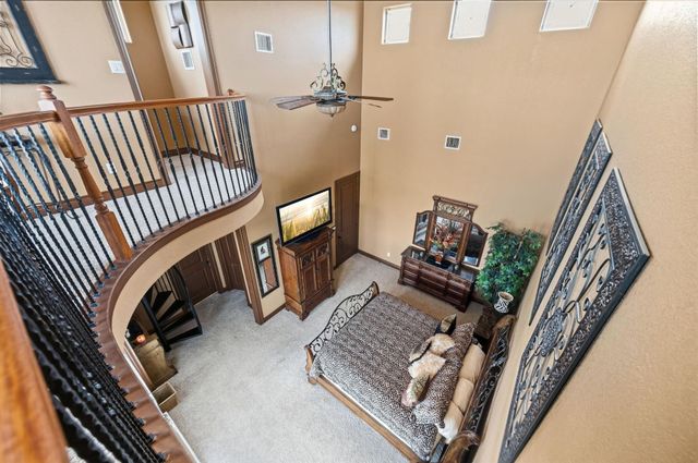 26 Half Moon, Hitchcock, TX 77563
