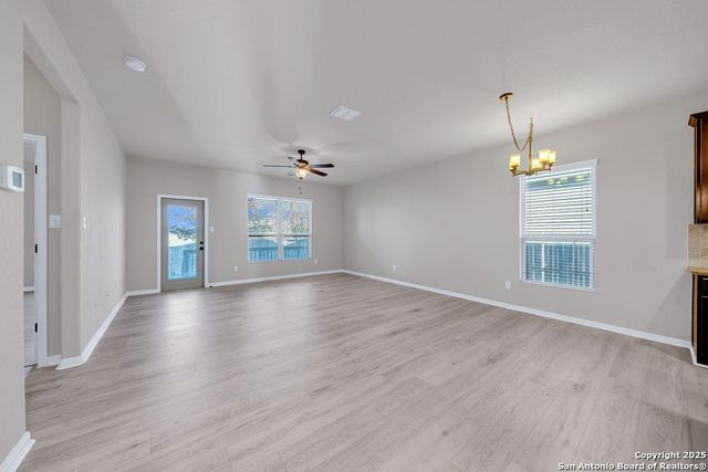 10423 FRANCISCO WAY, Converse, TX 78109