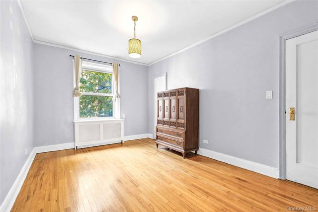 48-50 44th st E4, Sunnyside, NY 11377