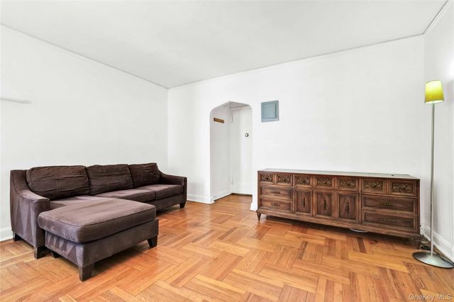 48-50 44th st E4, Sunnyside, NY 11377