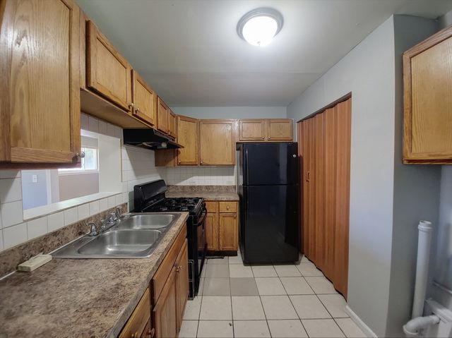 14720 Shepard Drive, Dolton, IL 60419