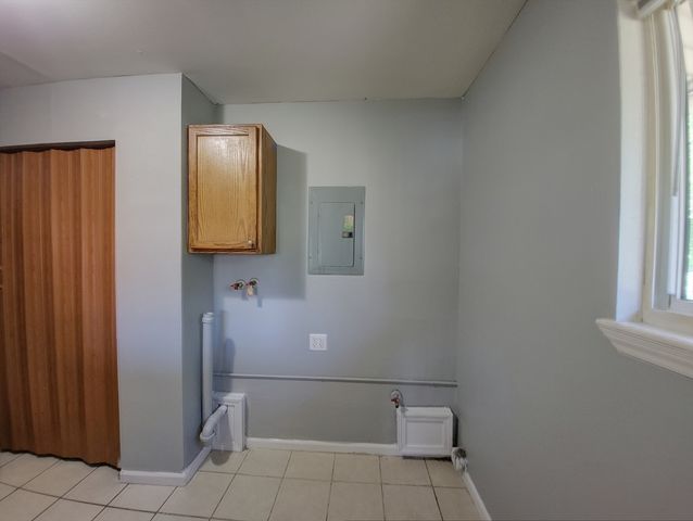 14720 Shepard Drive, Dolton, IL 60419