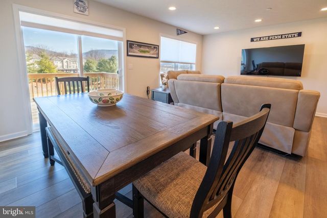 129 HIGHPOINT PARK DR, Bellefonte, PA 16823