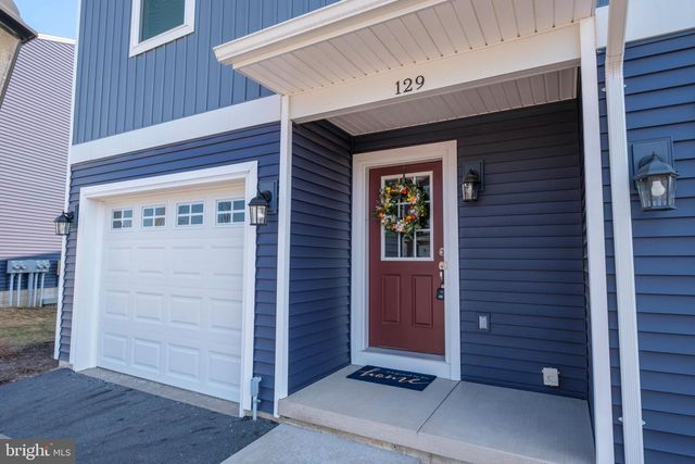 129 HIGHPOINT PARK DR, Bellefonte, PA 16823