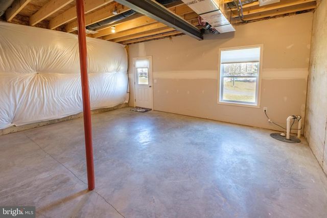 129 HIGHPOINT PARK DR, Bellefonte, PA 16823