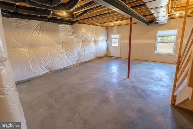 129 HIGHPOINT PARK DR, Bellefonte, PA 16823