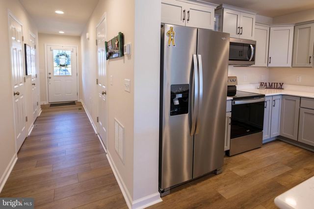 129 HIGHPOINT PARK DR, Bellefonte, PA 16823