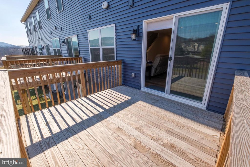 Image 17 of property listing at 129 HIGHPOINT PARK DR, Bellefonte, PA 16823