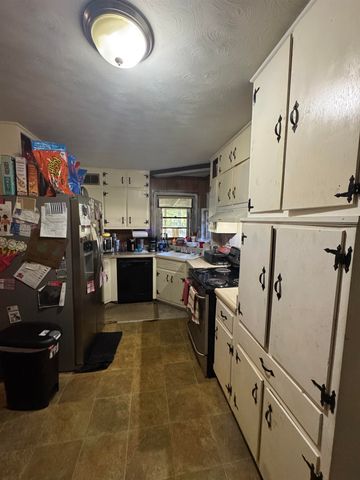 3836 LAKEHURST DR, Memphis, TN 38128