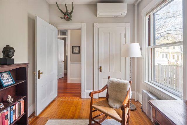 24 Ellsworth Ave 1, Cambridge, MA 02139