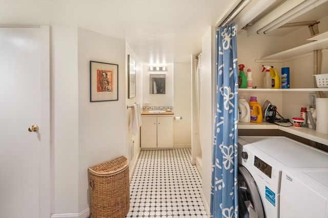 24 Ellsworth Ave 1, Cambridge, MA 02139