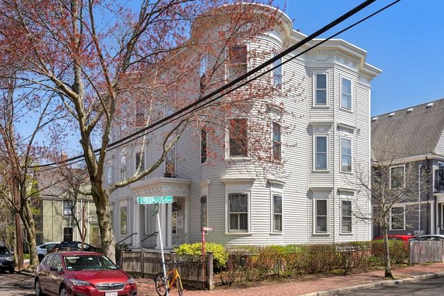 24 Ellsworth Ave 1, Cambridge, MA 02139
