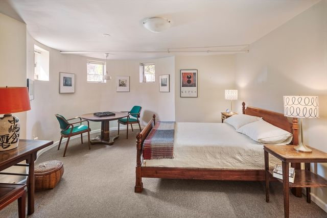 24 Ellsworth Ave 1, Cambridge, MA 02139