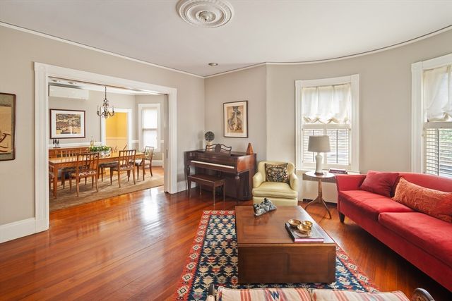 24 Ellsworth Ave 1, Cambridge, MA 02139