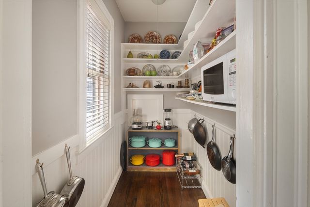 24 Ellsworth Ave 1, Cambridge, MA 02139