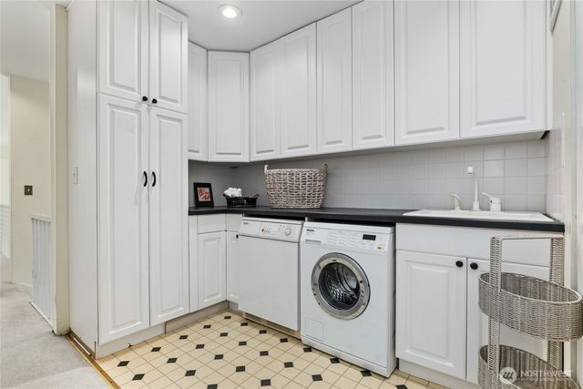 3624 164th Place SE, Bellevue, WA 98008