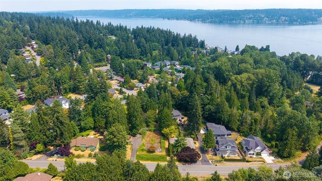 3624 164th Place SE, Bellevue, WA 98008