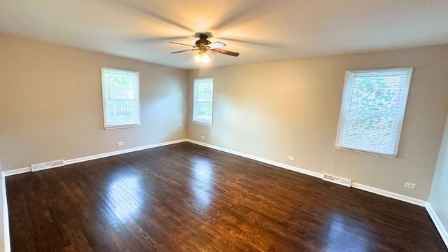 1248 Berry Lane, Flossmoor, IL 60422