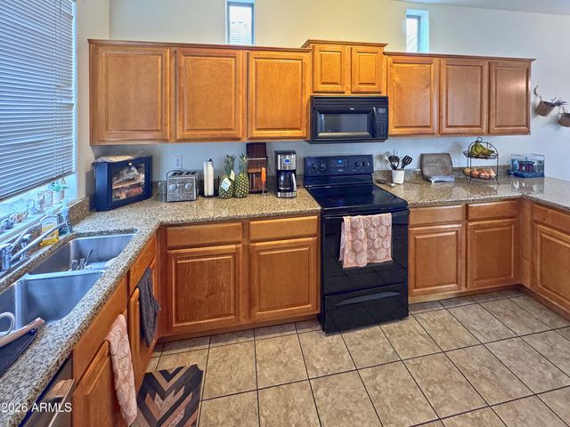 1032 E Cantebria Drive, Gilbert, AZ 85296
