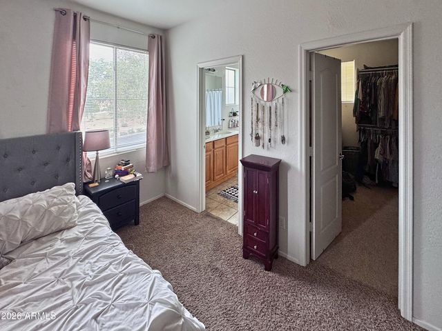 1032 E Cantebria Drive, Gilbert, AZ 85296