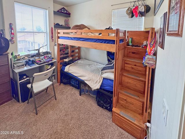 1032 E Cantebria Drive, Gilbert, AZ 85296