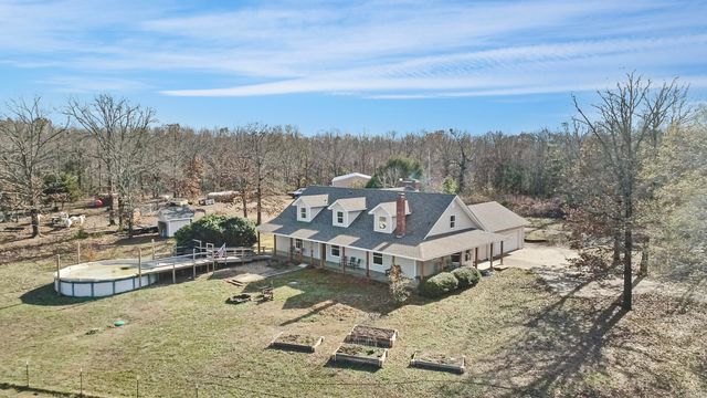 201 Center Point Loop, Vilonia, AR 72173