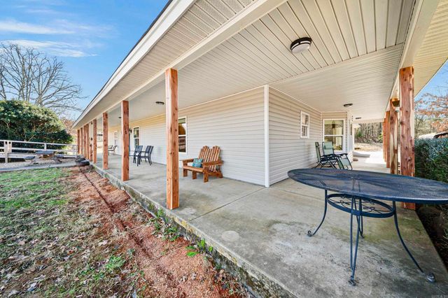 201 Center Point Loop, Vilonia, AR 72173