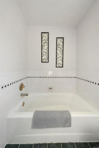 201 Center Point Loop, Vilonia, AR 72173