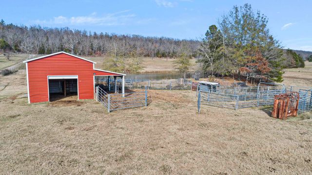 201 Center Point Loop, Vilonia, AR 72173