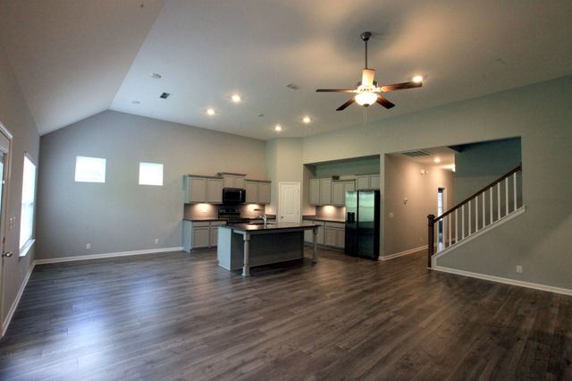 3718 Black Powder Lane, Rockvale, TN 37153