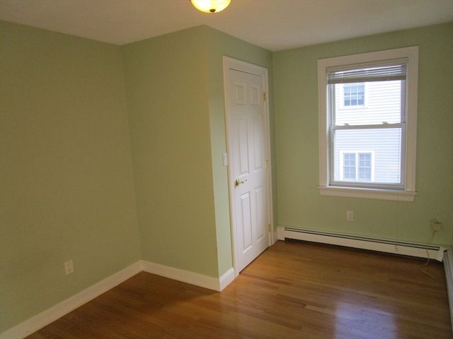 63-65 Charles 63, Newton, MA 02466