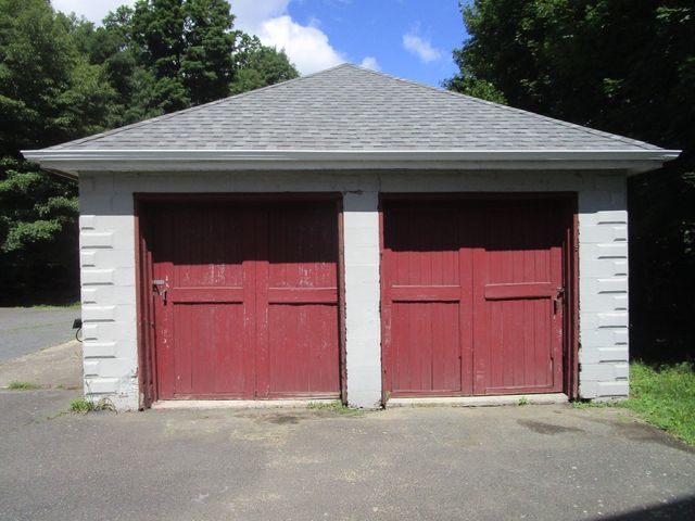 63-65 Charles 63, Newton, MA 02466