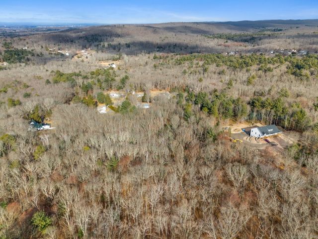 92 Ash Swamp Road, Glastonbury, CT 06033