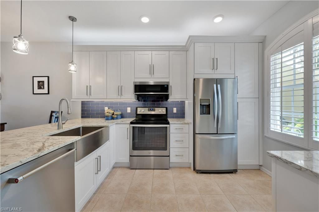 338 Newport DR 1803, NAPLES, FL 34114 — exterior