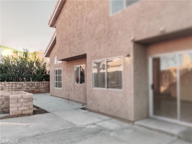 37928 50th St E, Palmdale, CA 93552