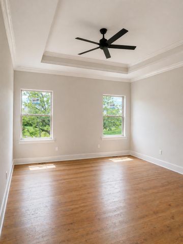 1620 W Silver Oak Drive, Springfield, MO 65810