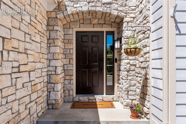 8956 Gold Bluff Drive, Colorado Springs, CO 80920