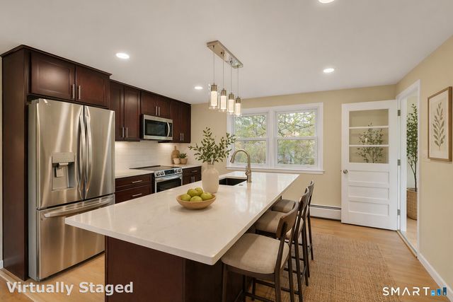 75 Azalea Drive, Middletown, CT 06457