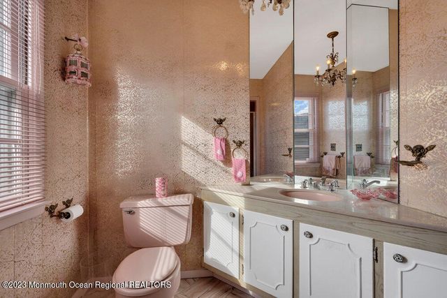 7 Howell Avenue, Spring Lake, NJ 07762